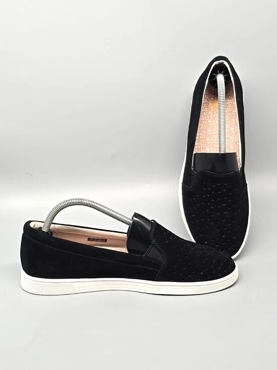REVITALIGN Shoes - Revitalign Carolina Star Perforated Orthotic Black Suede Slip-on Women's Size 9B